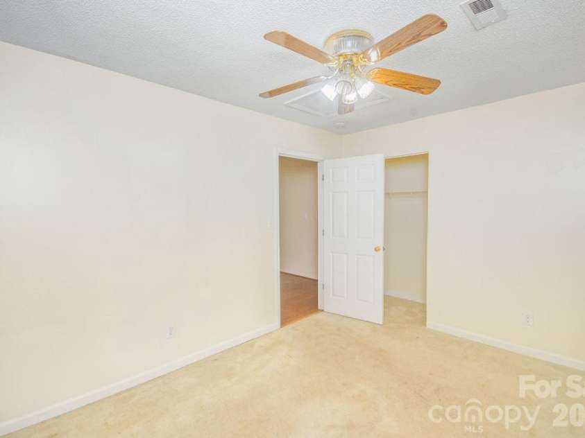 459 Summit Street, Rock Hill, SC 29730.  MLS# CAR4365487, YatesRealty ID 13521. 