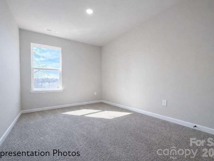 5925 Wallace Avenue, Charlotte, NC 28227.  MLS# CAR4372085, YatesRealty ID 13523. 
