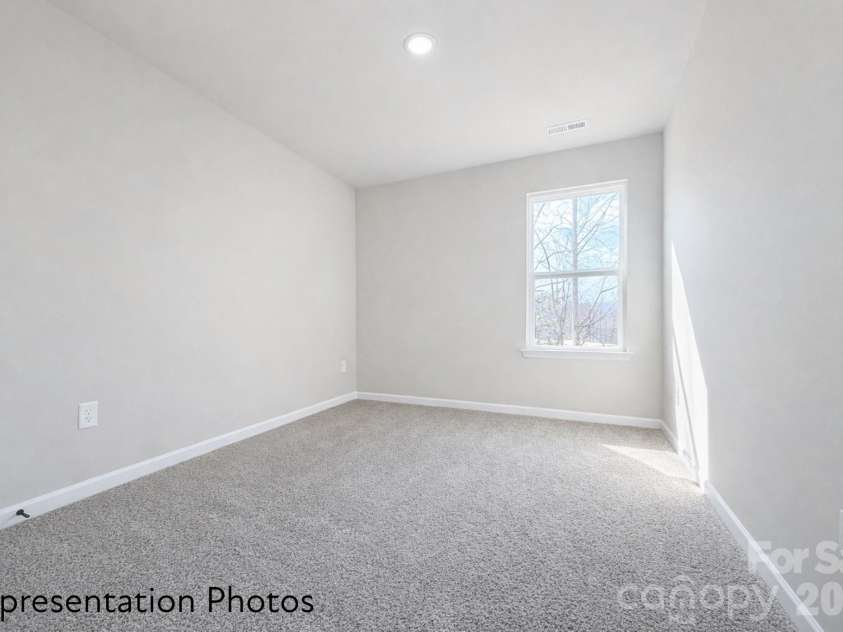 5925 Wallace Avenue, Charlotte, NC 28227.  MLS# CAR4372085, YatesRealty ID 13523. 