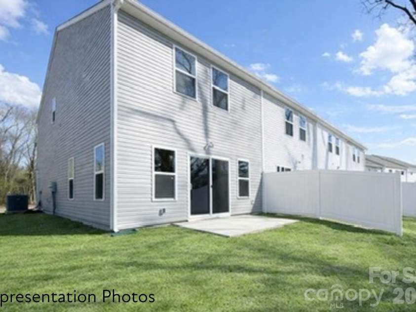 5925 Wallace Avenue, Charlotte, NC 28227.  MLS# CAR4372085, YatesRealty ID 13523. 
