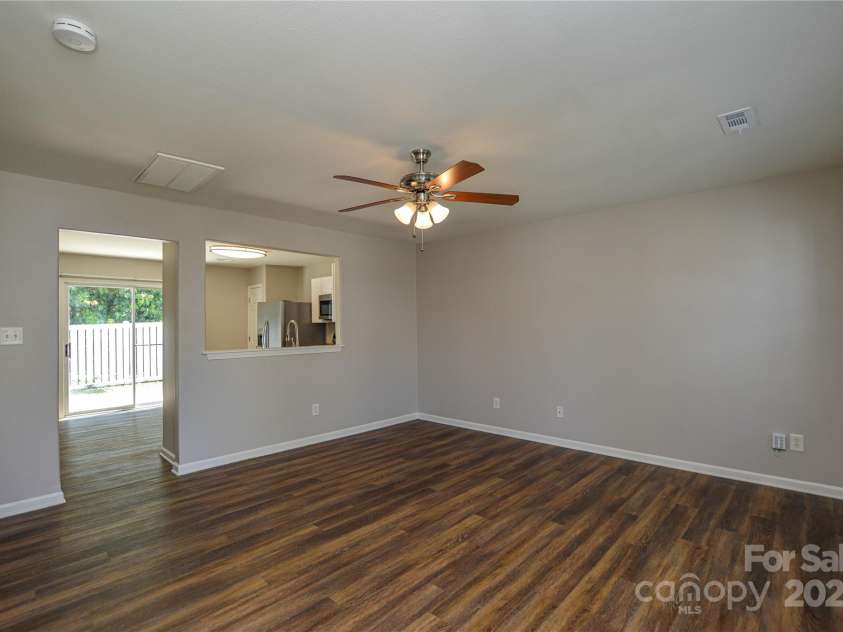 7311 Fig Lane, Charlotte, NC 28215.  MLS# CAR4257261, YatesRealty ID 13523. 