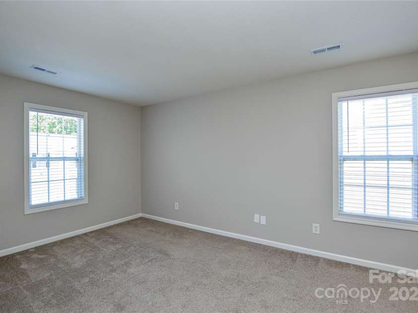 7311 Fig Lane, Charlotte, NC 28215.  MLS# CAR4257261, YatesRealty ID 13523. 