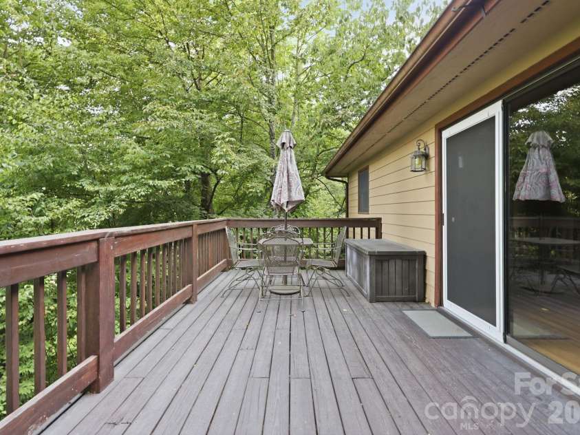 959 Plott Balsam Road, Maggie Valley, NC 28751.  MLS# CAR4372088, YatesRealty ID 13524. 