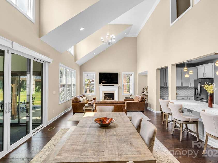 2854 Harlinsdale Drive, Rock Hill, SC 29732.  MLS# CAR4254467, YatesRealty ID 13525. 