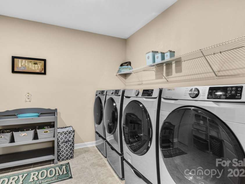 2854 Harlinsdale Drive, Rock Hill, SC 29732.  MLS# CAR4254467, YatesRealty ID 13525. 