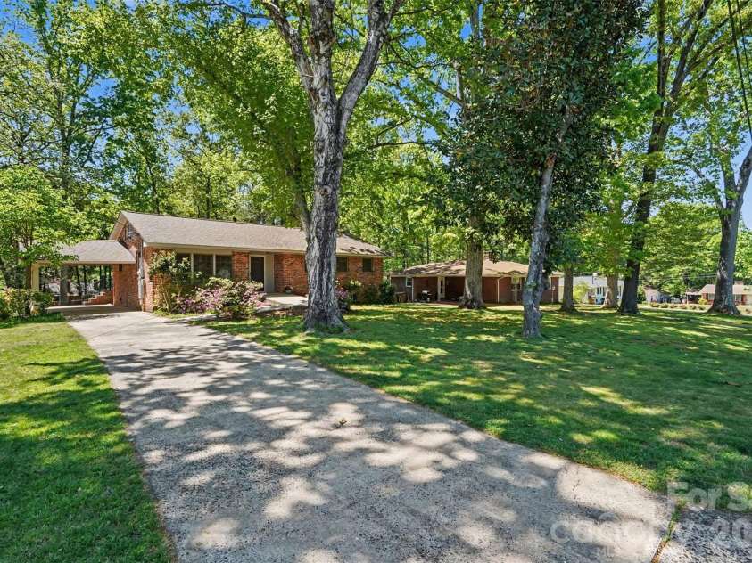 804 Phillips Street, Shelby, NC 28150.  MLS# CAR4367322, YatesRealty ID 13526. This home includes multiple accessibility features designed to support a wheelchair user.