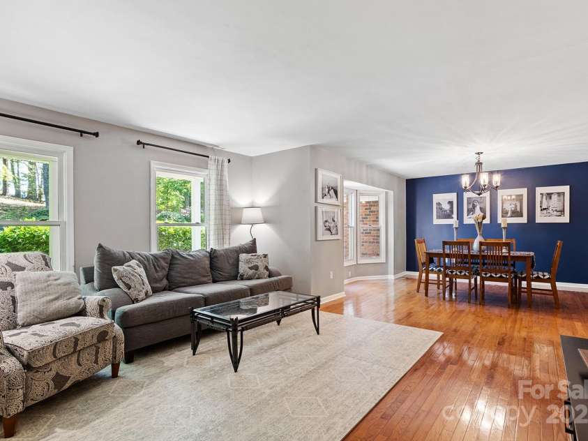 133 Bennett Road, Candler, NC 28715.  MLS# CAR4259919, YatesRealty ID 13529. 