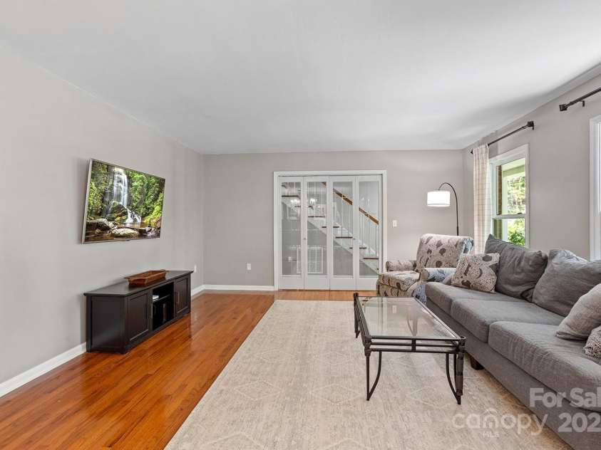 133 Bennett Road, Candler, NC 28715.  MLS# CAR4259919, YatesRealty ID 13529. 