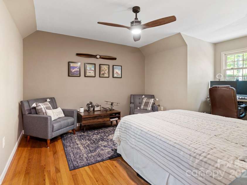 133 Bennett Road, Candler, NC 28715.  MLS# CAR4259919, YatesRealty ID 13529. 