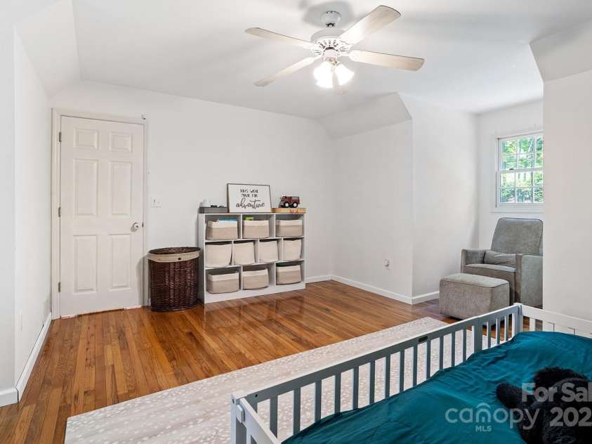 133 Bennett Road, Candler, NC 28715.  MLS# CAR4259919, YatesRealty ID 13529. 