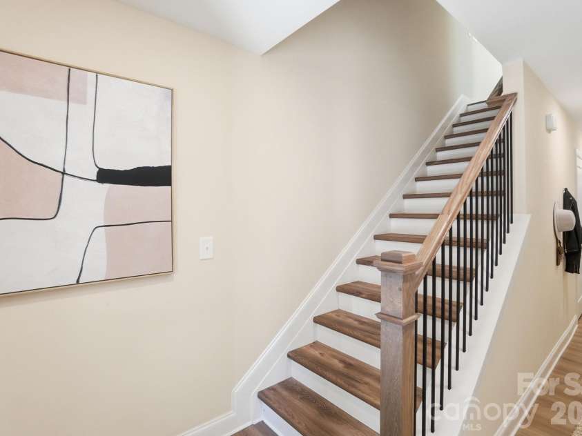 1914 Irma Street, Charlotte, NC 28216.  MLS# CAR4369458, YatesRealty ID 13529. 