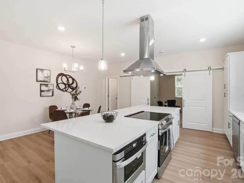 1914 Irma Street, Charlotte, NC 28216.  MLS# CAR4369458, YatesRealty ID 13529. 