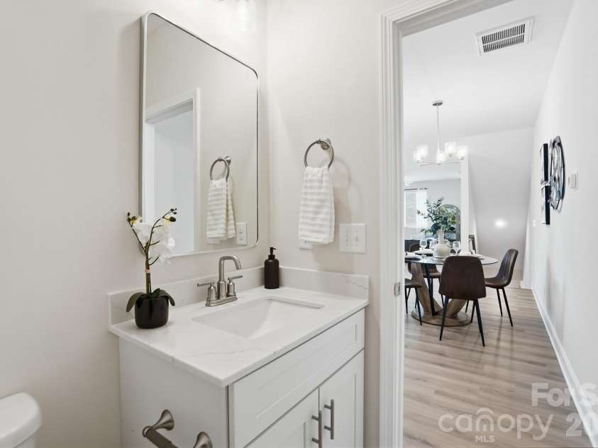 1914 Irma Street, Charlotte, NC 28216.  MLS# CAR4369458, YatesRealty ID 13529. 