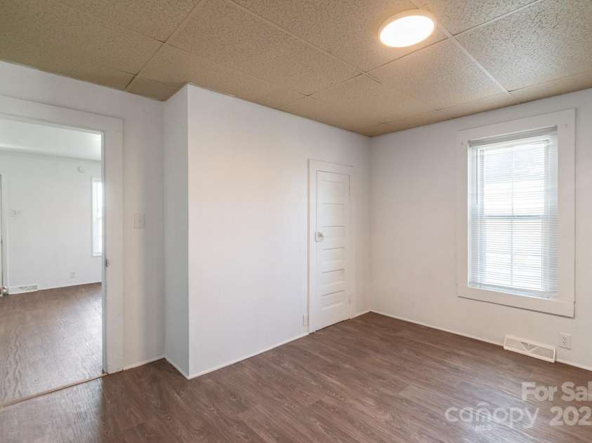 3322 York Highway, Gastonia, NC 28052.  MLS# CAR4278149, YatesRealty ID 1353. 