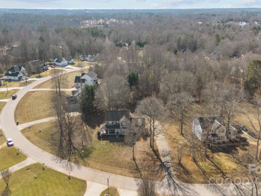 697 Maple Ridge Circle, Salisbury, NC 28147.  MLS# CAR4205711, YatesRealty ID 1353. 