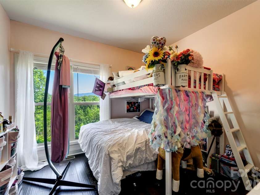 266 Egret Lane, Sylva, NC 28779.  MLS# CAR4371087, YatesRealty ID 13532. 