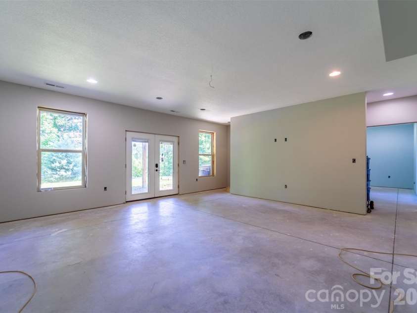 266 Egret Lane, Sylva, NC 28779.  MLS# CAR4371087, YatesRealty ID 13532. 