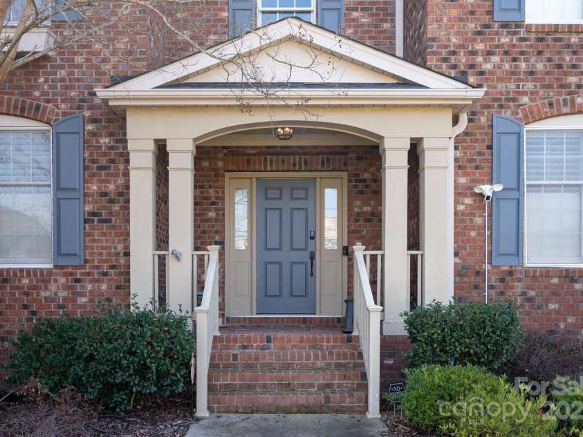 409 Running Horse Lane, Waxhaw, NC 28173.  MLS# CAR4222775, YatesRealty ID 13532. 