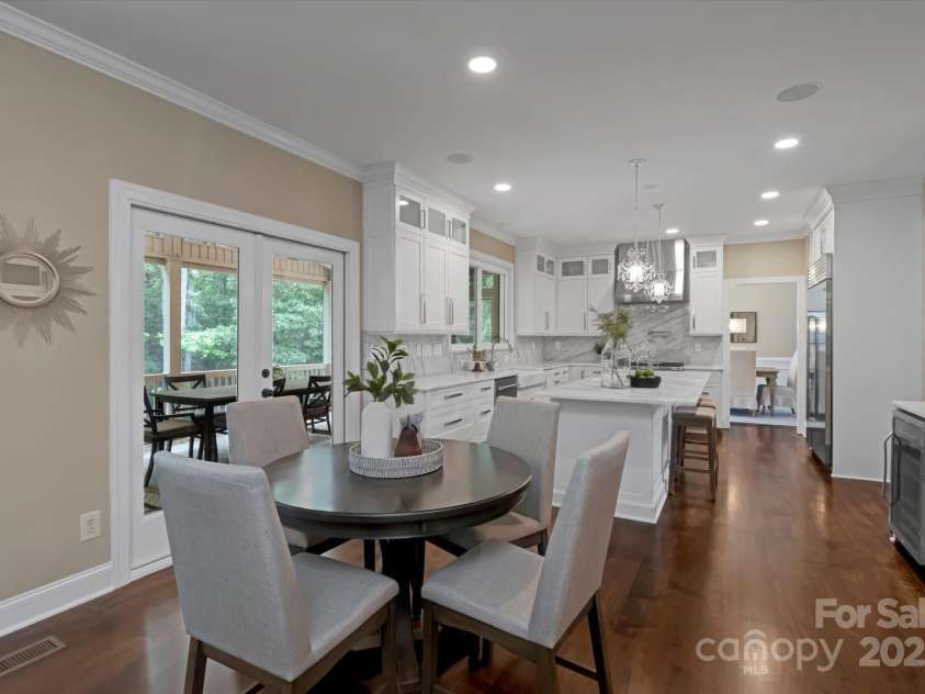 409 Running Horse Lane, Waxhaw, NC 28173.  MLS# CAR4222775, YatesRealty ID 13532. 