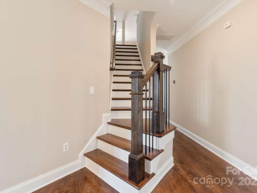 409 Running Horse Lane, Waxhaw, NC 28173.  MLS# CAR4222775, YatesRealty ID 13532. 