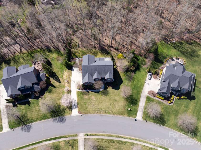 409 Running Horse Lane, Waxhaw, NC 28173.  MLS# CAR4222775, YatesRealty ID 13532. 