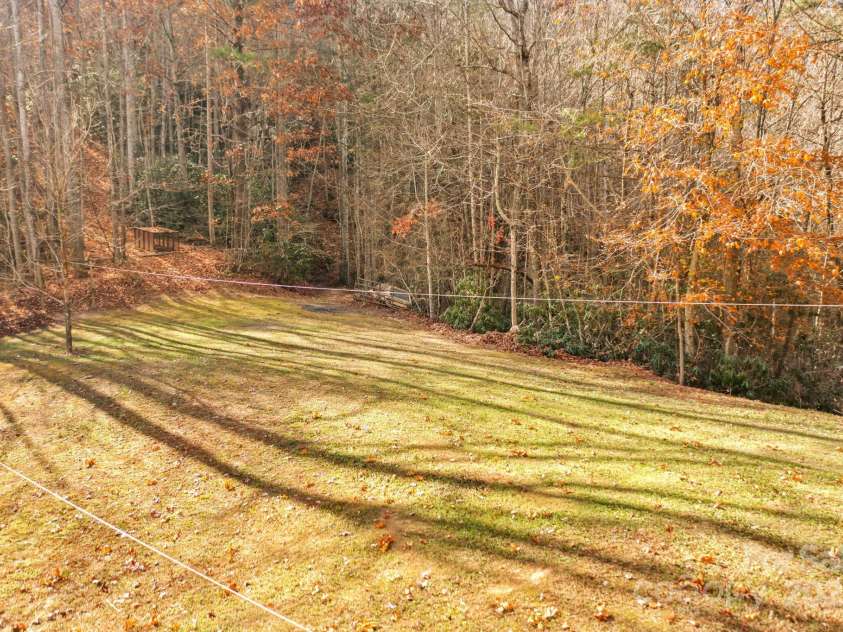 937 Sampson Road, Lenoir, NC 28645.  MLS# CAR4257985, YatesRealty ID 13533. 