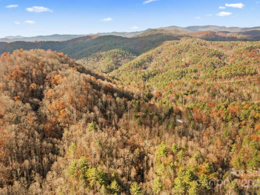 937 Sampson Road, Lenoir, NC 28645.  MLS# CAR4257985, YatesRealty ID 13533. 