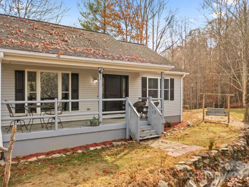 937 Sampson Road, Lenoir, NC 28645.  MLS# CAR4257985, YatesRealty ID 13533. 