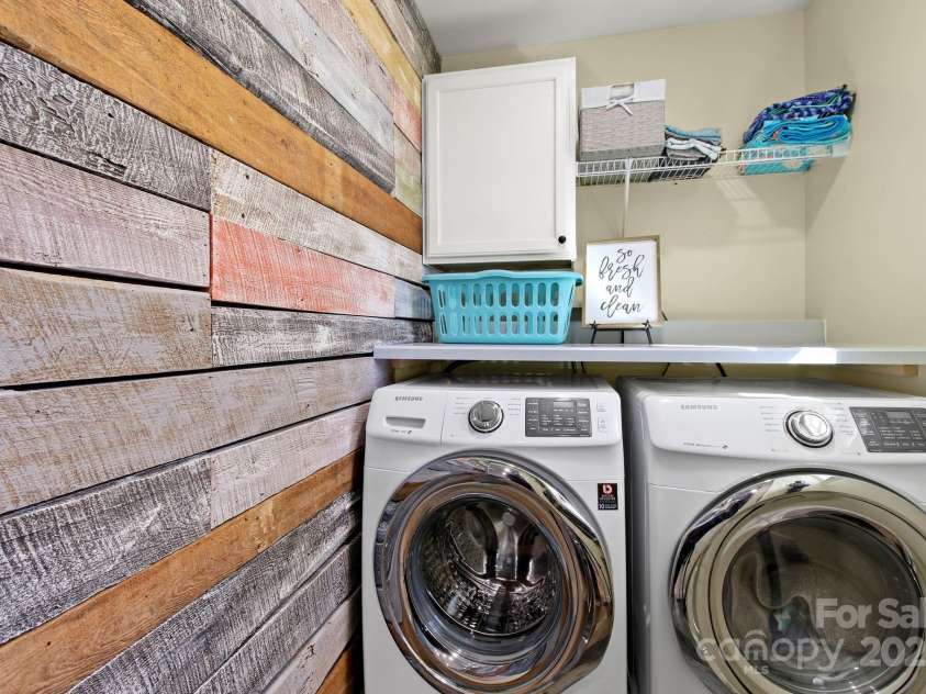 937 Sampson Road, Lenoir, NC 28645.  MLS# CAR4257985, YatesRealty ID 13533. 