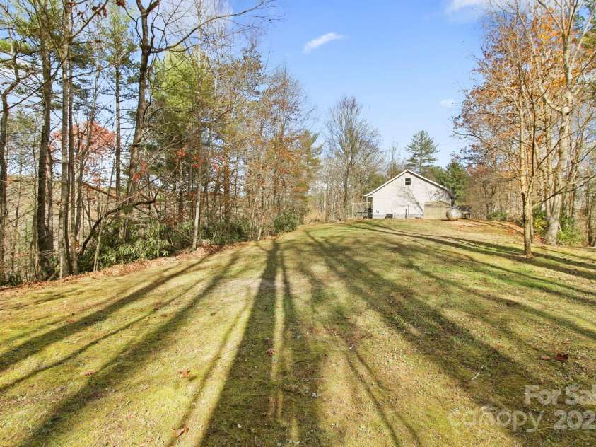 937 Sampson Road, Lenoir, NC 28645.  MLS# CAR4257985, YatesRealty ID 13533. 