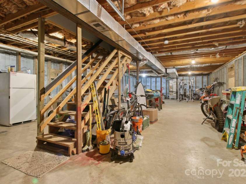 937 Sampson Road, Lenoir, NC 28645.  MLS# CAR4257985, YatesRealty ID 13533. 