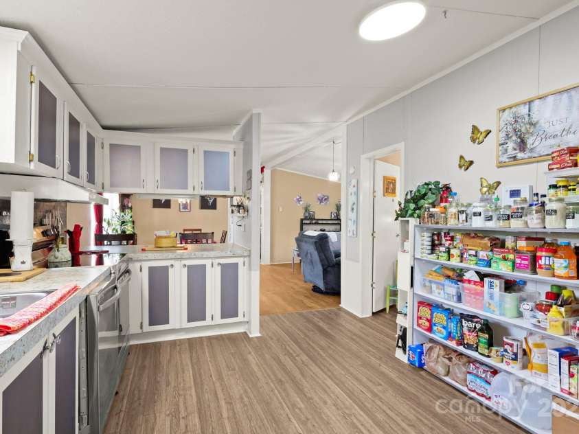 3570 Fox Run, Lenoir, NC 28645.  MLS# CAR4254833, YatesRealty ID 13534. 