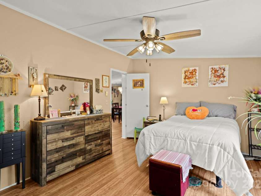 3570 Fox Run, Lenoir, NC 28645.  MLS# CAR4254833, YatesRealty ID 13534. 