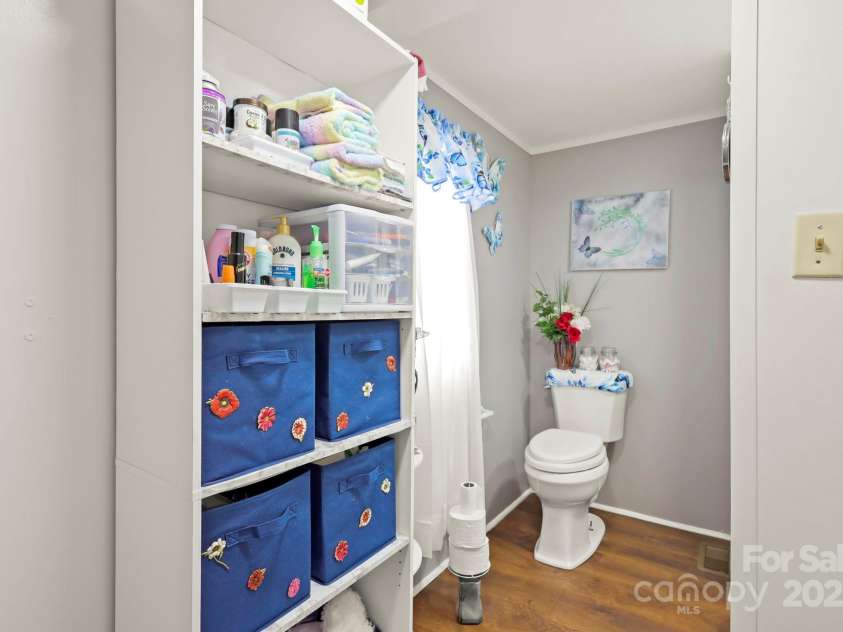 3570 Fox Run, Lenoir, NC 28645.  MLS# CAR4254833, YatesRealty ID 13534. 