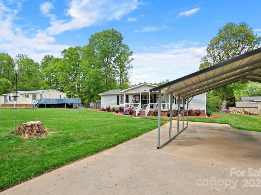 3570 Fox Run, Lenoir, NC 28645.  MLS# CAR4254833, YatesRealty ID 13534. 