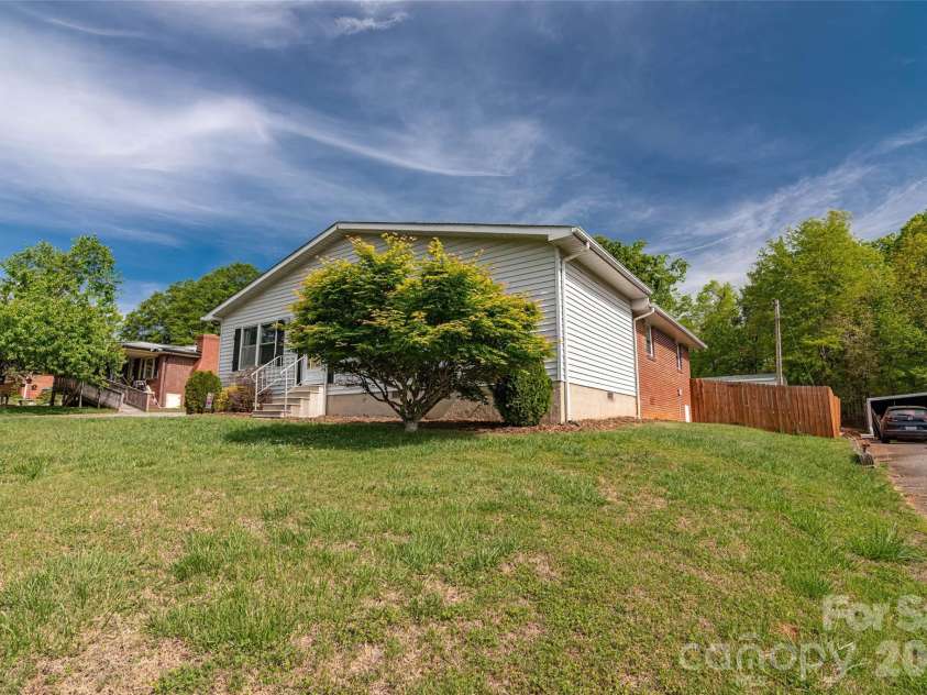 445 Old Caroleen Road, Forest City, NC 28043.  MLS# CAR4371993, YatesRealty ID 13534. 