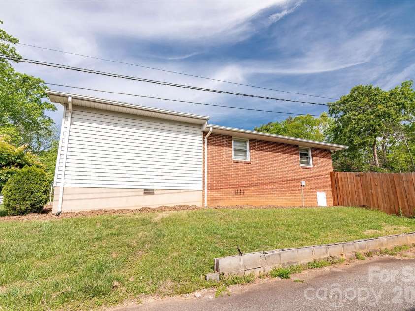 445 Old Caroleen Road, Forest City, NC 28043.  MLS# CAR4371993, YatesRealty ID 13534. 