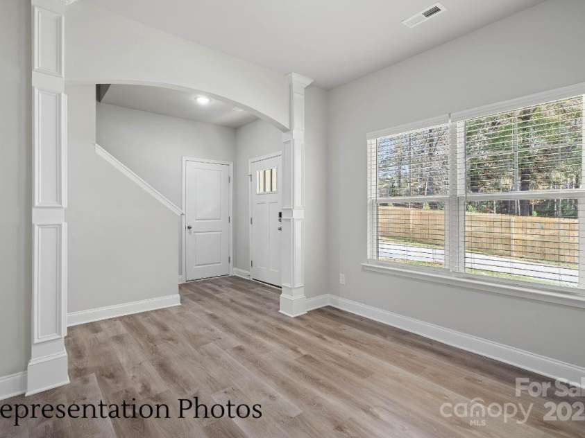 215 Lake George Drive, Shelby, NC 28152.  MLS# CAR4259717, YatesRealty ID 13535. 