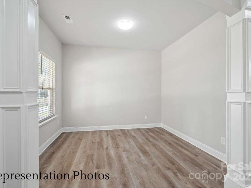 215 Lake George Drive, Shelby, NC 28152.  MLS# CAR4259717, YatesRealty ID 13535. 