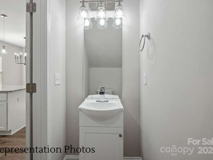 215 Lake George Drive, Shelby, NC 28152.  MLS# CAR4259717, YatesRealty ID 13535. 