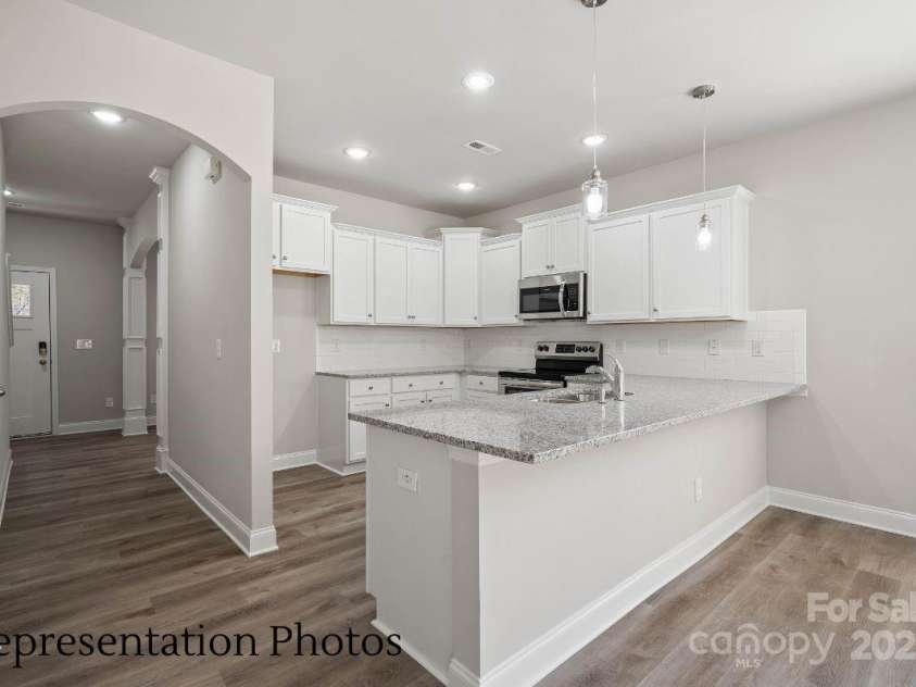 215 Lake George Drive, Shelby, NC 28152.  MLS# CAR4259717, YatesRealty ID 13535. 