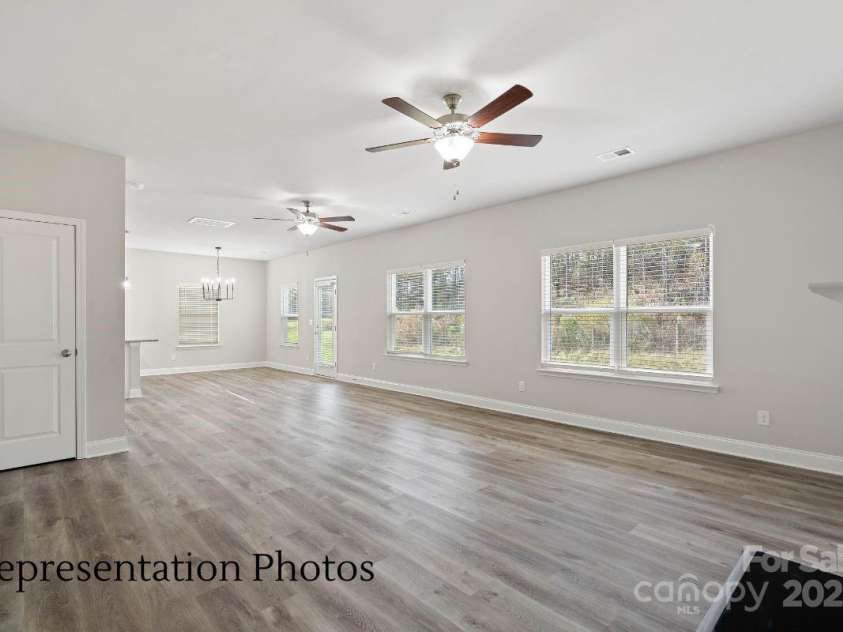 215 Lake George Drive, Shelby, NC 28152.  MLS# CAR4259717, YatesRealty ID 13535. 