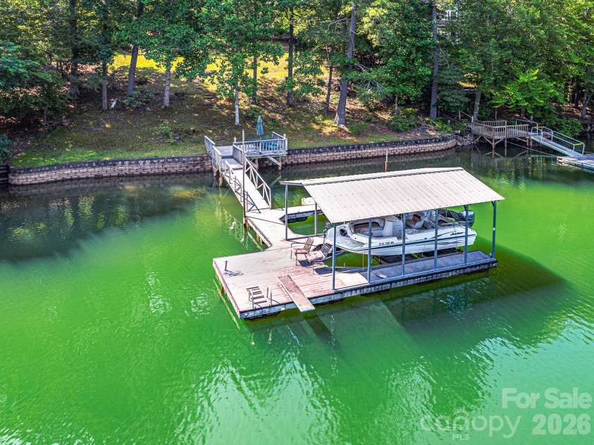 357 Lentz Landing Lane, Nebo, NC 28761.  MLS# CAR4351177, YatesRealty ID 13536. 