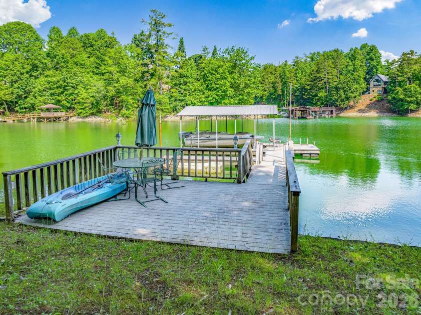 357 Lentz Landing Lane, Nebo, NC 28761.  MLS# CAR4351177, YatesRealty ID 13536. 