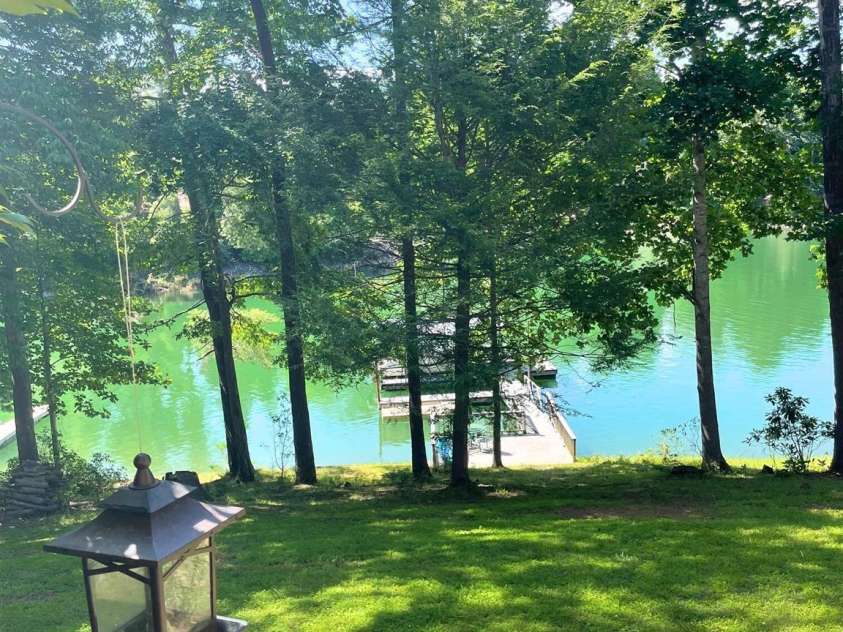 357 Lentz Landing Lane, Nebo, NC 28761.  MLS# CAR4351177, YatesRealty ID 13536. To water from Basement level