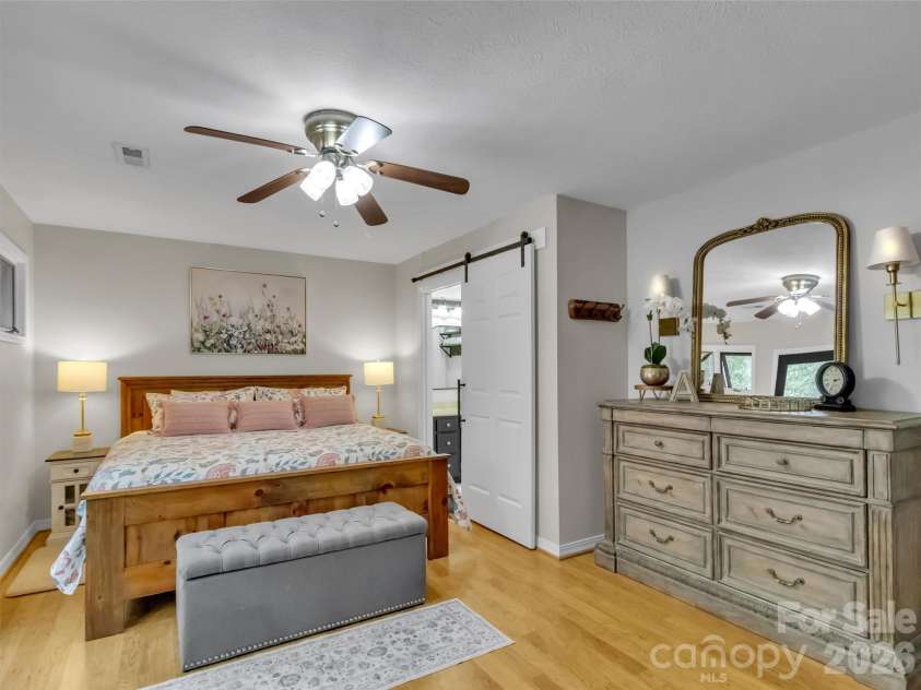 211 Rustic Road, Waynesville, NC 28786.  MLS# CAR4371760, YatesRealty ID 13537. Primary Bedroom on Main Level