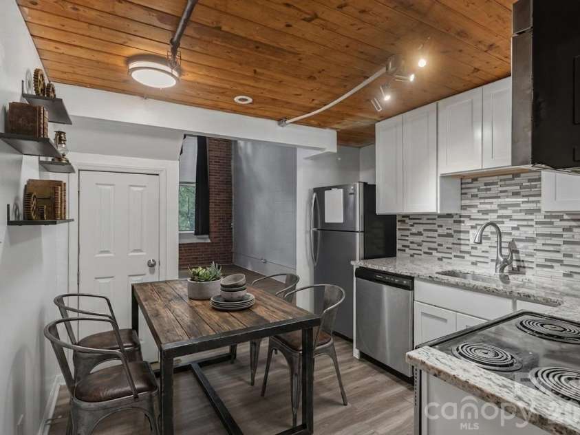 201 Hoskins Road, Charlotte, NC 28208.  MLS# CAR4360036, YatesRealty ID 13538. Virtually Staged