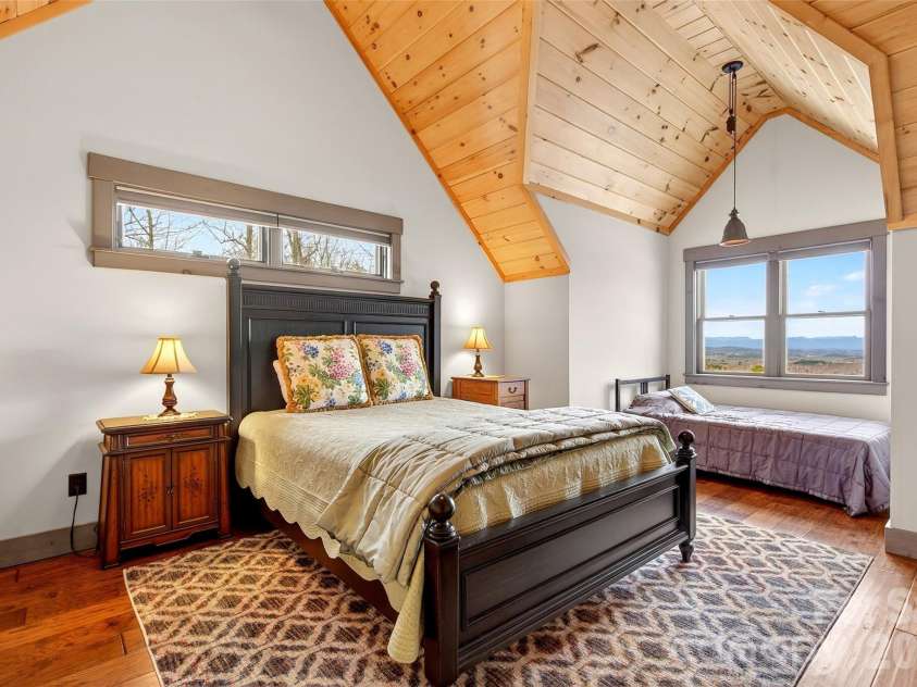623 Mountain Vista Drive, Nebo, NC 28761.  MLS# CAR4342398, YatesRealty ID 13539. 