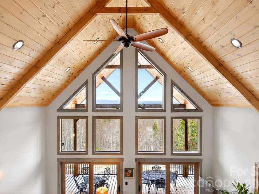 623 Mountain Vista Drive, Nebo, NC 28761.  MLS# CAR4342398, YatesRealty ID 13539. 