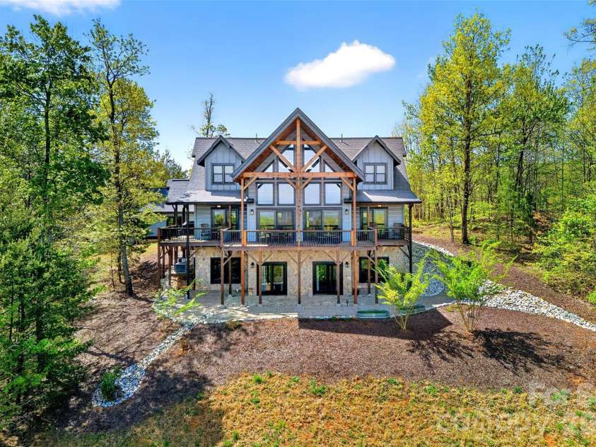623 Mountain Vista Drive, Nebo, NC 28761.  MLS# CAR4342398, YatesRealty ID 13539. 